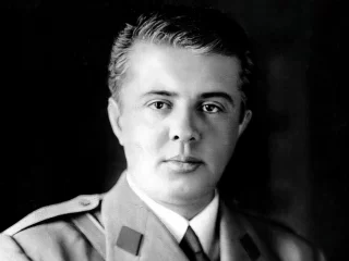 Enver Hoxha Enver Hoxha