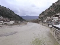 Riverside - Berat