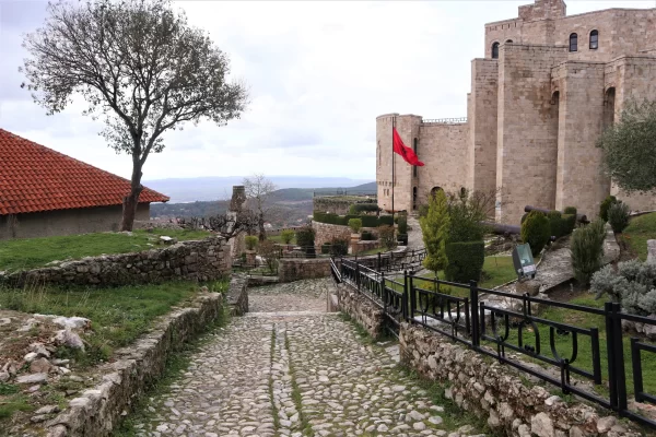 Cobble Streets - Kruja